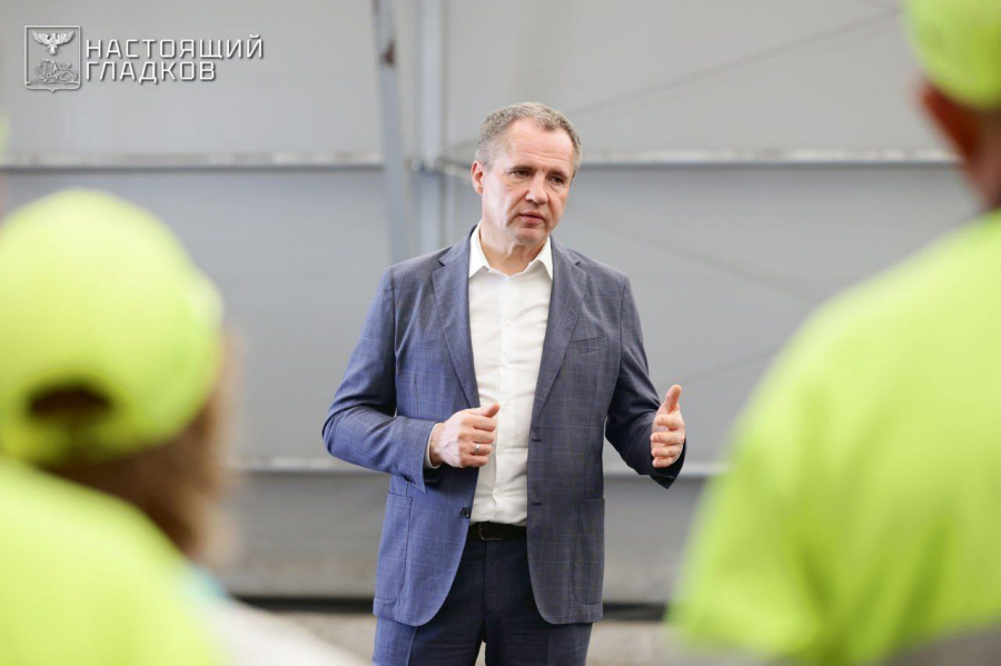 Губернатор Белгородской области Вячеслав Гладков посетил завод "Аллнекс Белгород"